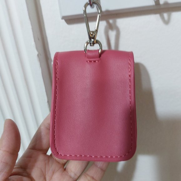Steve Madden Handbag Keychain Mini Clip On Bag Accessory Pretty Pink - Picture 3 of 6